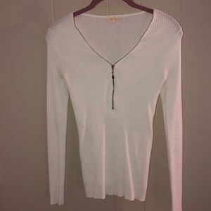 Zip sweater/blouse